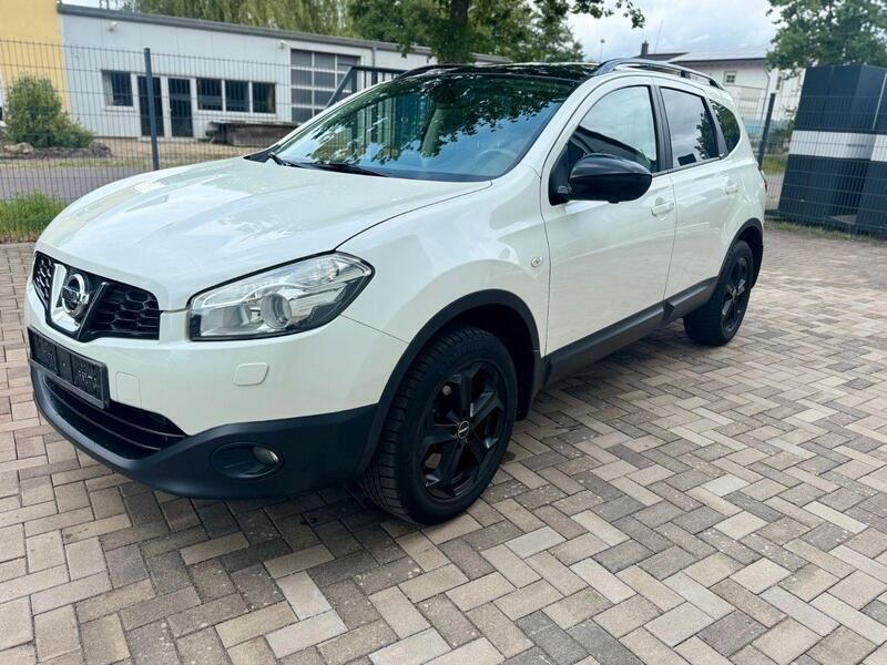 Weiß Gebraucht 2013 Nissan Qashqai +2 Visia SUV | 6.500 € (Fairer Preis) - Bild 1/4