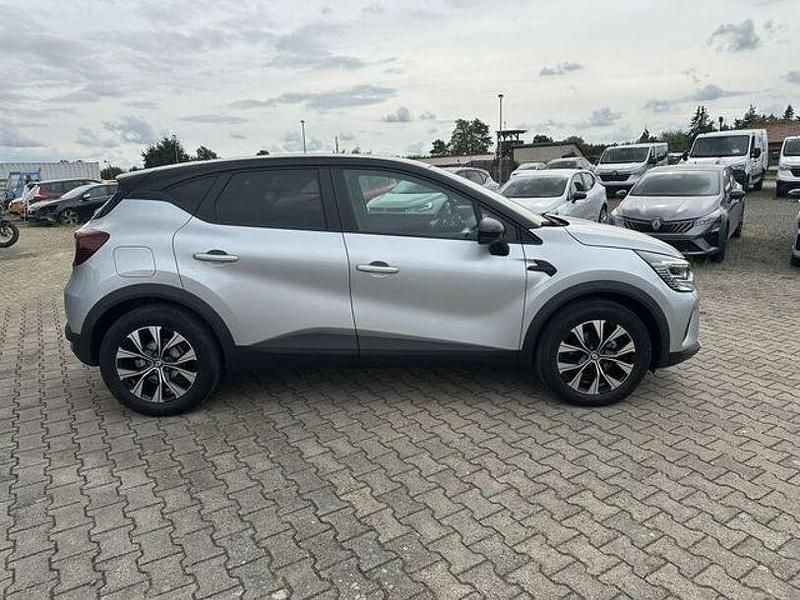 Usata Renault Captur Evolution 91 CV (66 kW) 2023 Grigio SUV