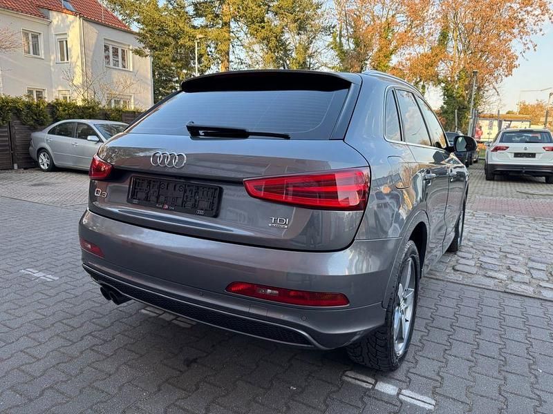 Gebraucht Audi Q3 S-Line 177 PS (130 kW) 2014 Grau SUV