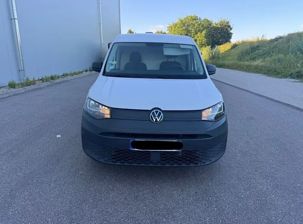 Gebraucht VW Caddy 75 PS (55 kW) 2022 Weiß Van / Kleinbus