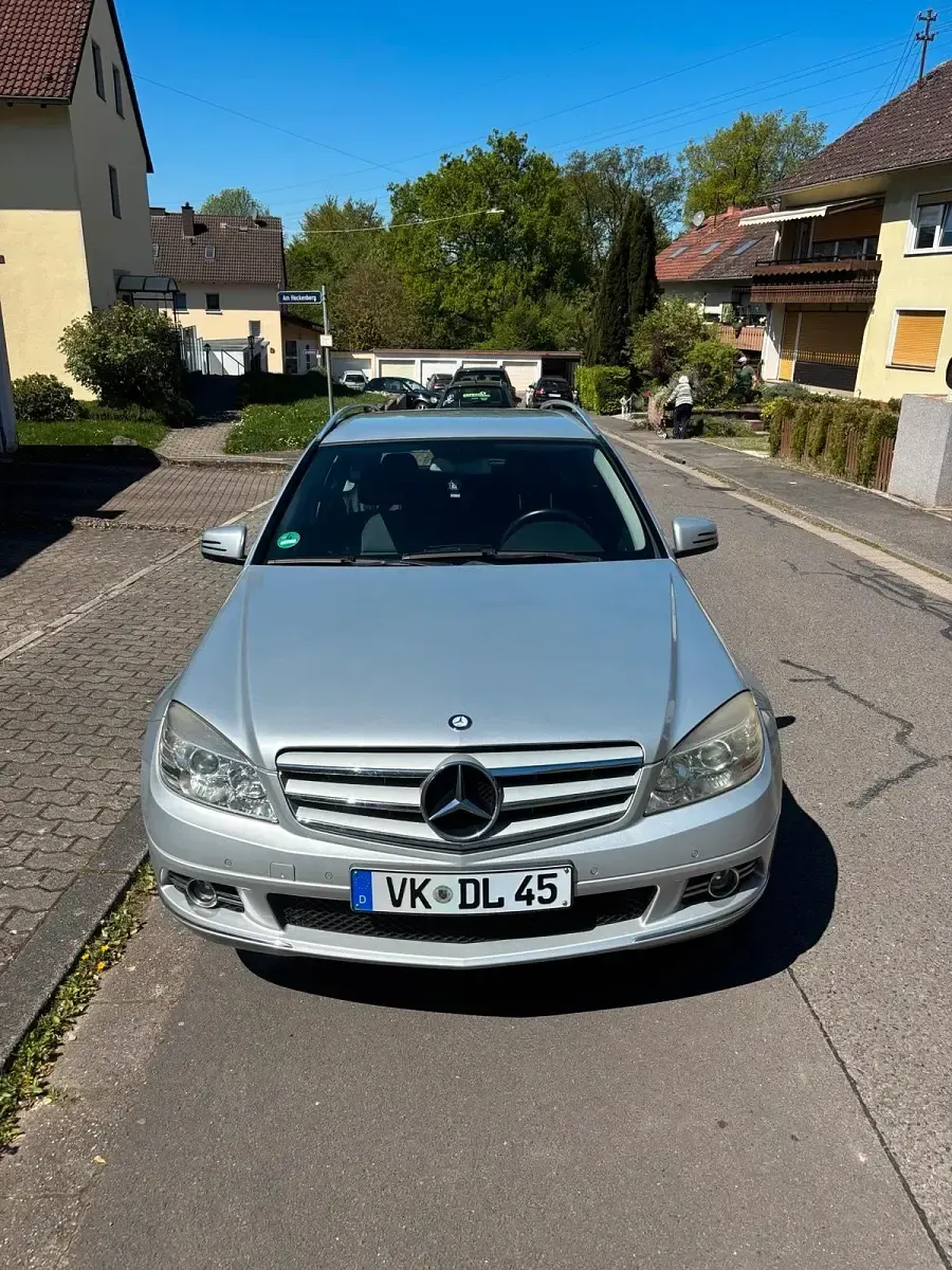 Gebraucht Mercedes C220 Avantgarde 170 PS (125 kW) 2009 Silber Kombi