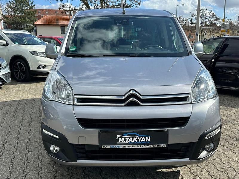 Gebraucht Citroën Berlingo SELECTION 120 PS (88 kW) 2017 Grau Van / Kleinbus