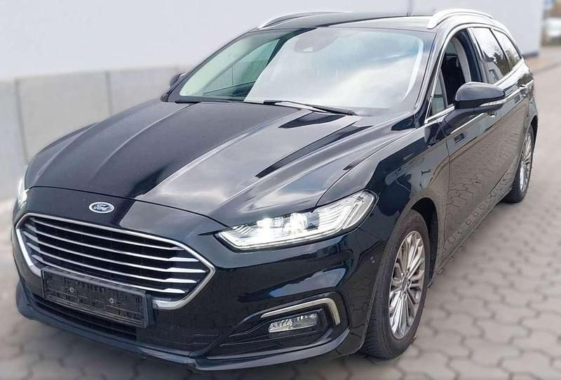 Gebraucht Ford Mondeo Titanium 150 PS (110 kW) 2021 Agate black Kombi