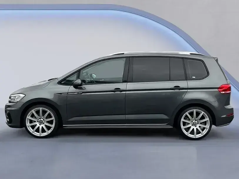 Gebraucht VW Touran Comfortline 150 PS (110 kW) 2019 Grau met Van / Kleinbus