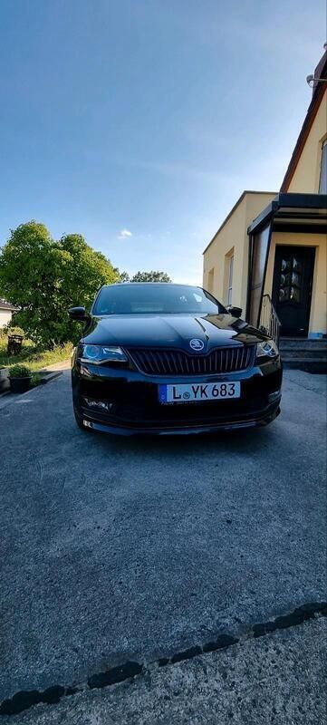 Schwarz Gebraucht 2018 Skoda Rapid Monte Carlo Limousine | 14.000 € (Fairer Preis) - Bild 1/4