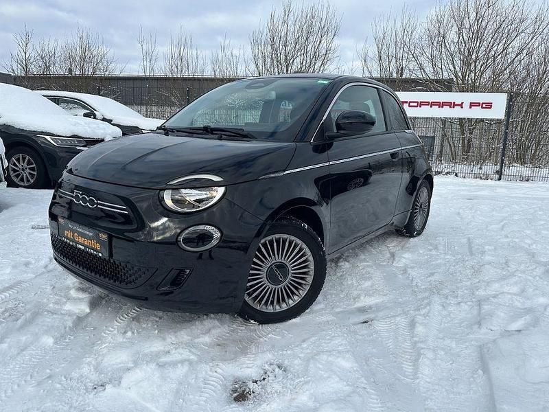 Gebraucht Fiat 500e Basis 86 kW (118 PS) 2023 Schwarz Kleinwagen
