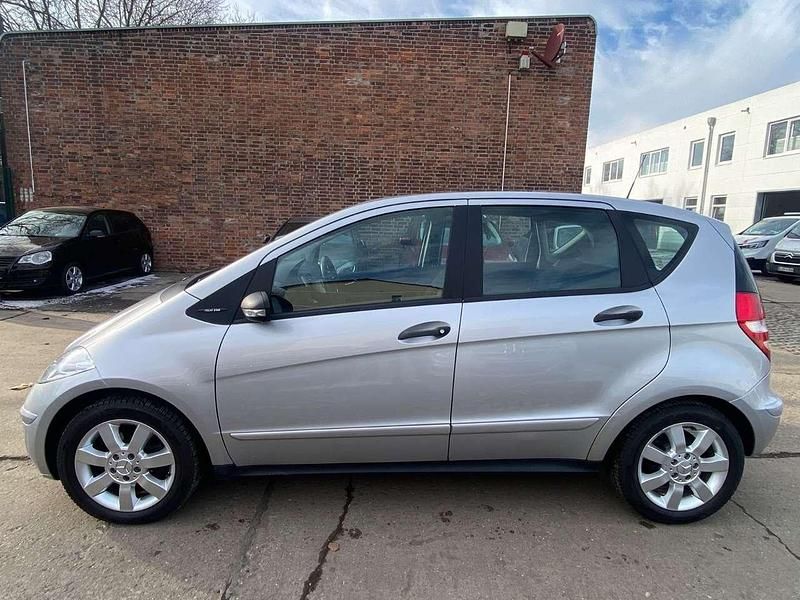 Gebraucht Mercedes A150 95 PS (69 kW) 2006 Silber Limousine