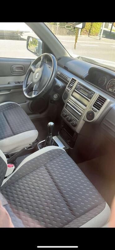 Silber Gebraucht 2005 Nissan X-Trail SUV | 5.400 € - Bild 1/4