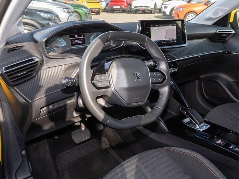 Gebraucht Peugeot e-208 Active 100 kW (136 PS) 2022 Gelb Kleinwagen