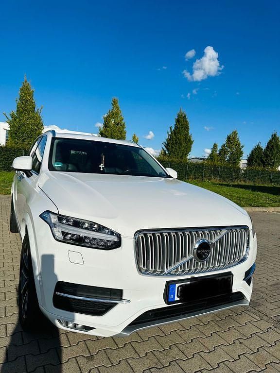 Weiß Gebraucht 2018 Volvo XC90 Inscription SUV | 33.000 € (Etwas zu teuer) - Bild 1/4