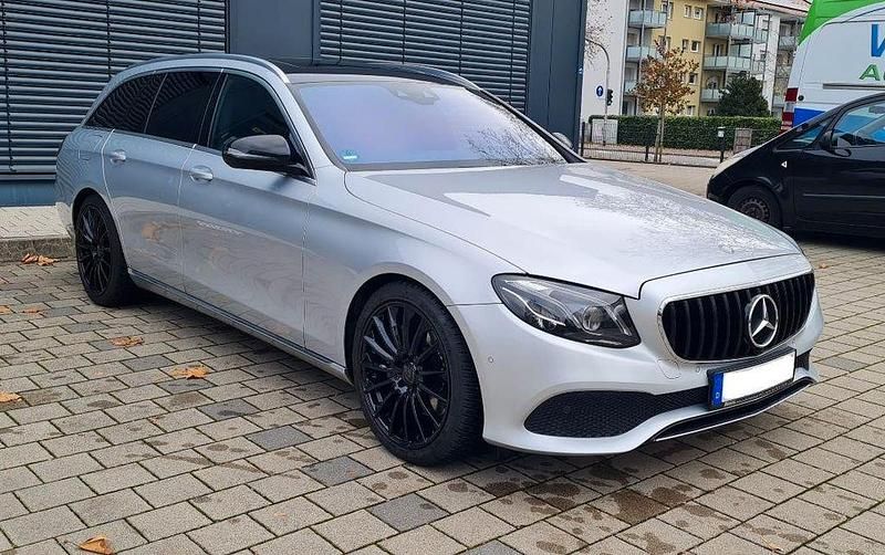 Gebraucht Mercedes E350 258 PS (189 kW) 2017 Silber Limousine