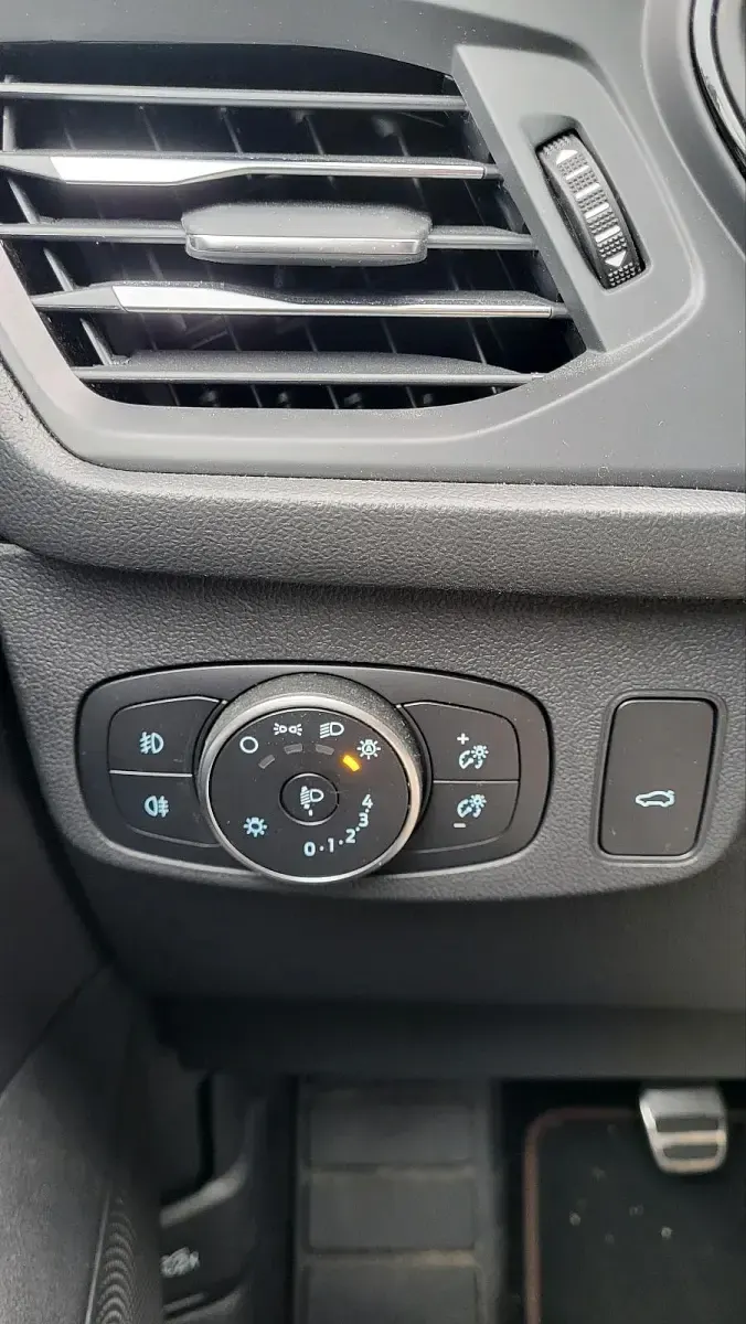 Gebraucht Ford Focus ST-Line X 125 PS (91 kW) 2022 Grau Kombi