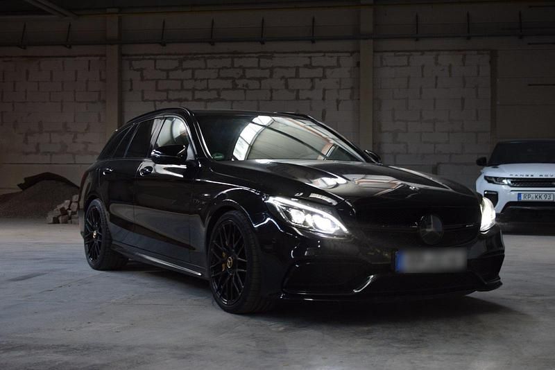 Schwarz Gebraucht 2017 Mercedes C63S AMG AMG Kombi | 39.000 € (Superpreis) - Bild 1/4