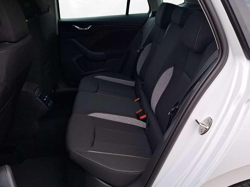 Neu Skoda Kamiq 150 PS (110 kW) 2026 Moonweiss metallic SUV