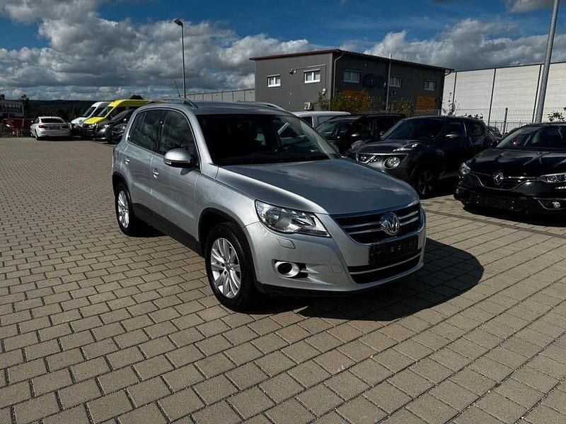 Silber Gebraucht 2008 VW Tiguan Sportline SUV | 7.990 € (Guter Preis) - Bild 1/4