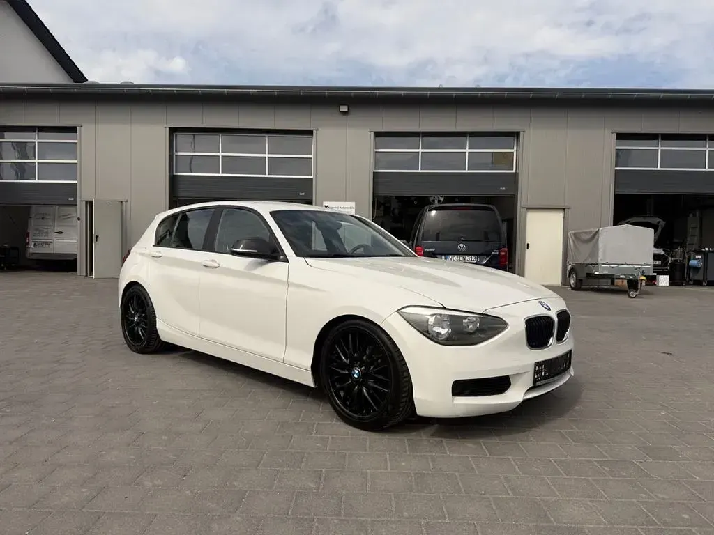 Gebraucht BMW 116 Performance 136 PS (100 kW) 2012 Weiß Kleinwagen