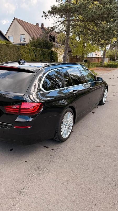 Brugt BMW 530 Performance 258 HK (189 kW) 2017 Sort Stationcar