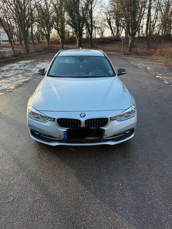 Gebraucht BMW 320 190 PS (139 kW) 2017 Silber Kombi