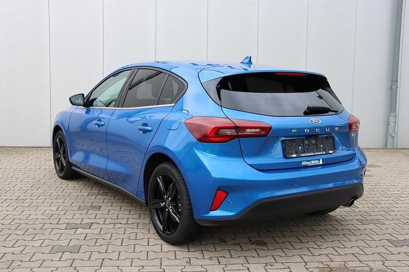 Gebraucht Ford Focus Titanium X 155 PS (114 kW) 2022 Blau metallic