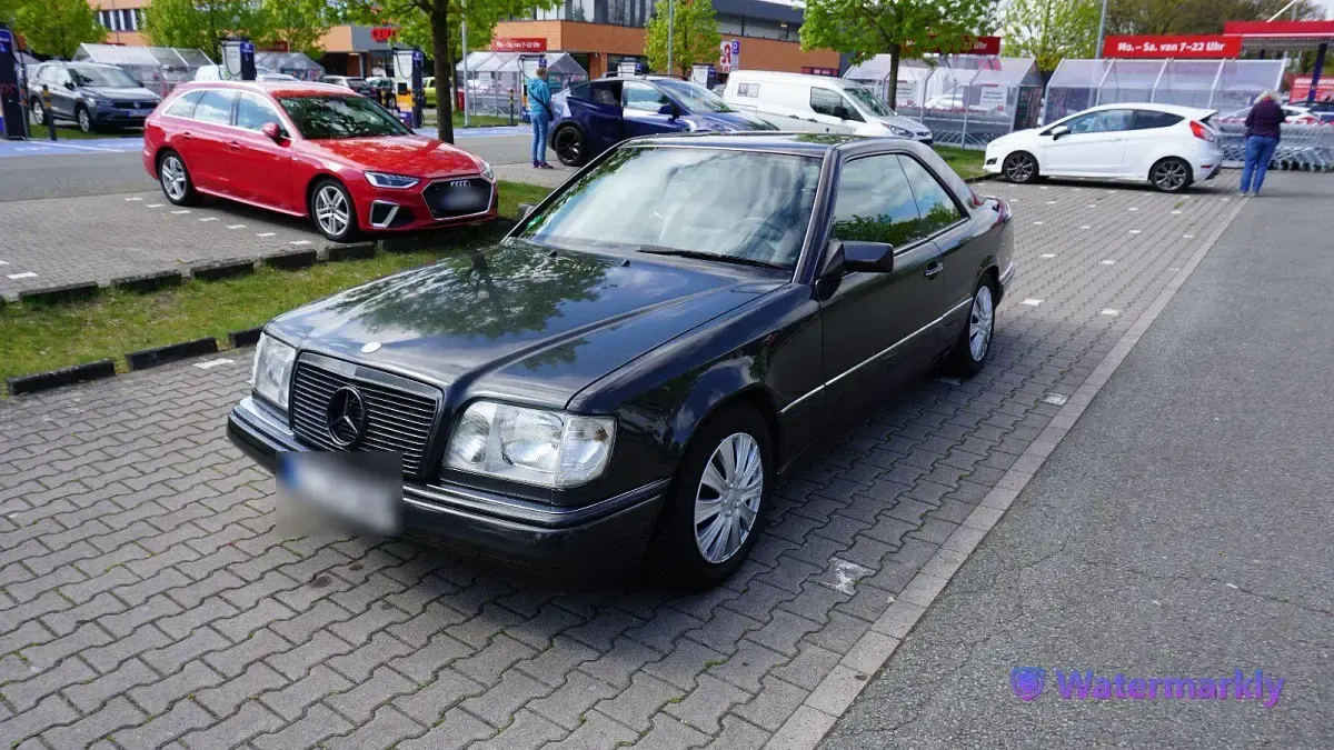 Brugt Mercedes E220 Classic 150 HK (110 kW) 1995 Sort Coupe