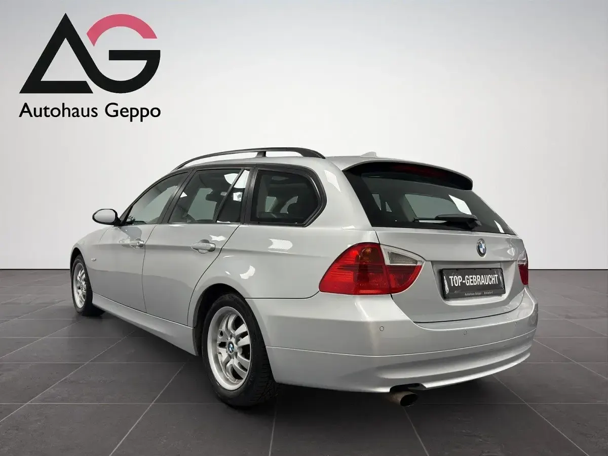 Używany BMW 320 Performance 150 KM (110 kW) 2007 Srebrny Kombi