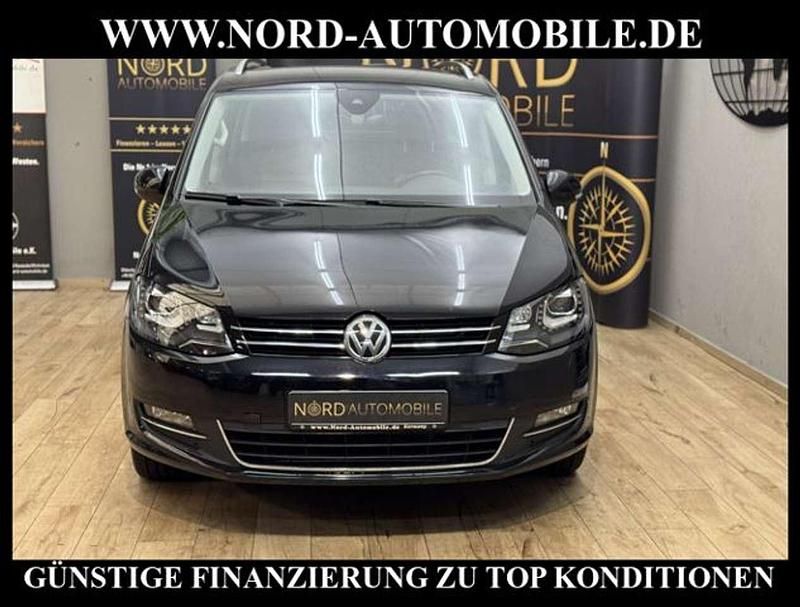 Gebraucht VW Sharan Highline 150 PS (110 kW) 2022 Deep black perleffekt Van / Kleinbus