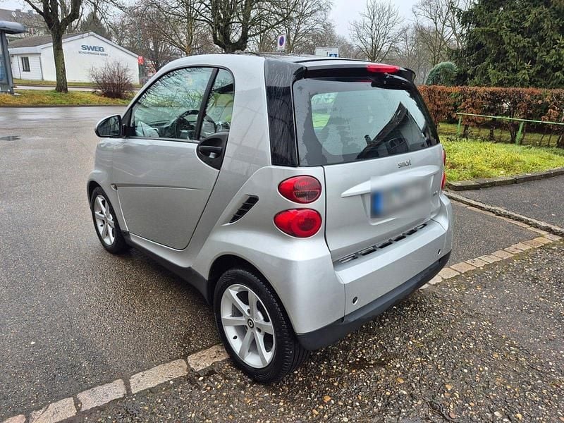 Gebraucht Smart ForTwo Coupé Passion 71 PS (52 kW) 2009 Silber Coupé