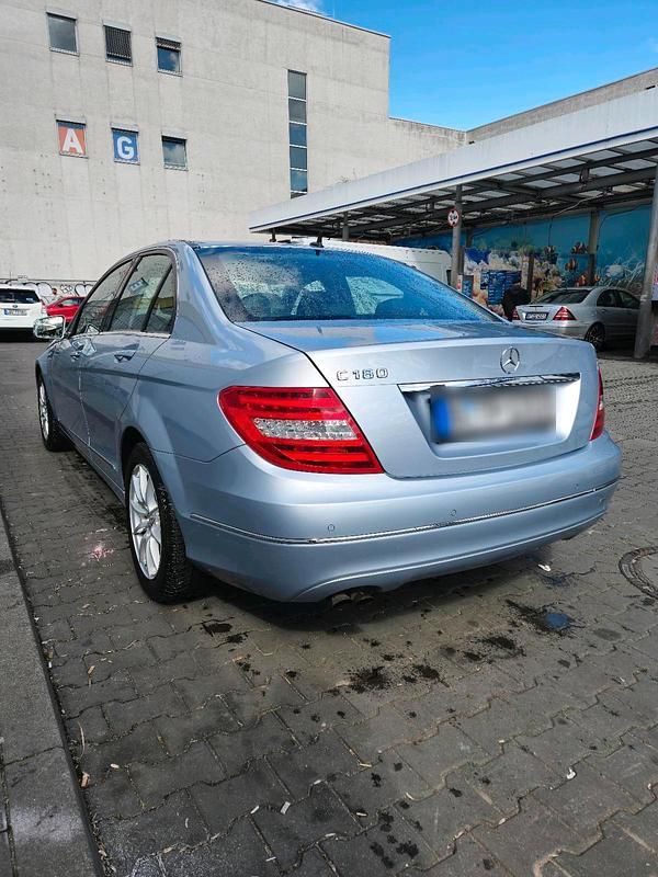 Gebraucht Mercedes C180 156 PS (114 kW) 2012 Andere farben Limousine