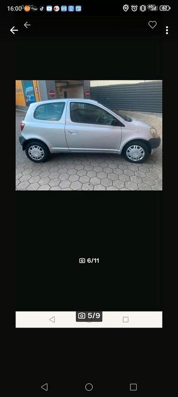 Silber Gebraucht 2002 Toyota Yaris Kleinwagen | 600 € - Bild 1/4