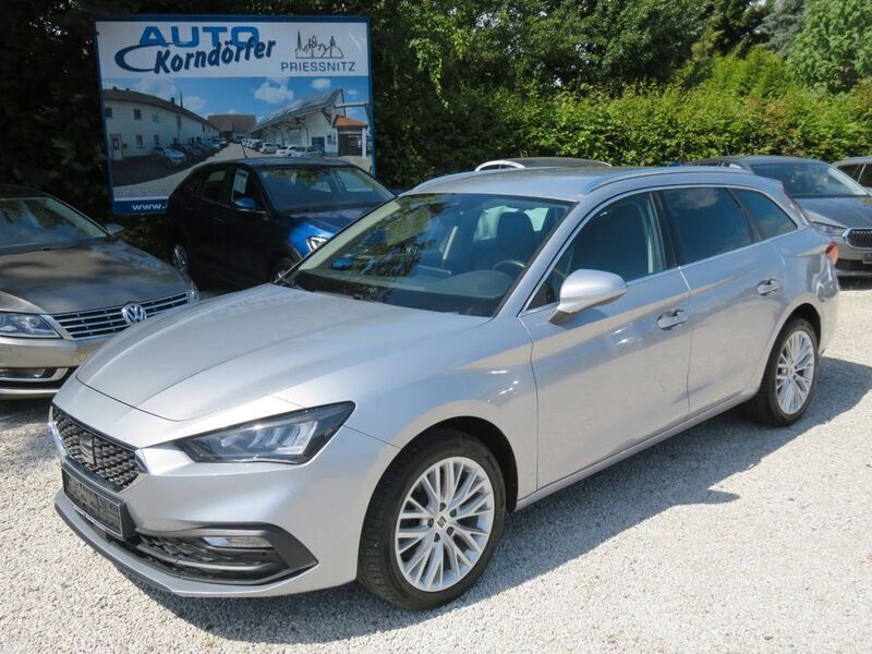 Silber Gebraucht 2019 Seat Leon ST XCELLENCE Kombi | 18.850 € (Teuer) - Bild 1/4