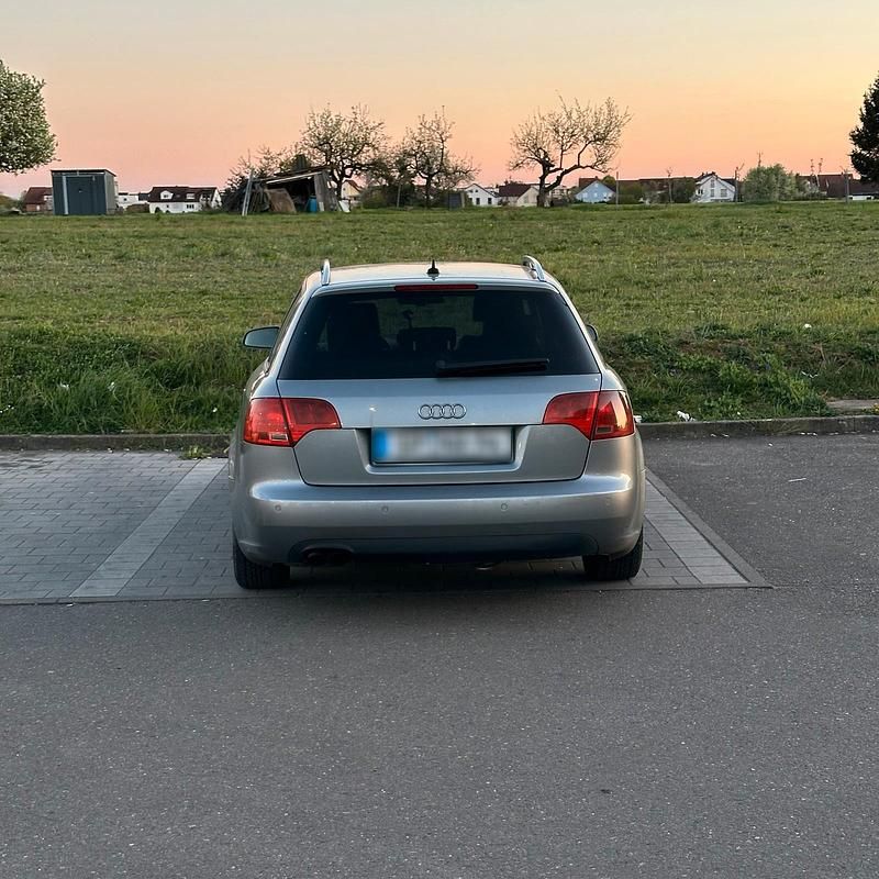 Gebraucht Audi A4 Comfort 140 PS (102 kW) 2005 Grau Kombi