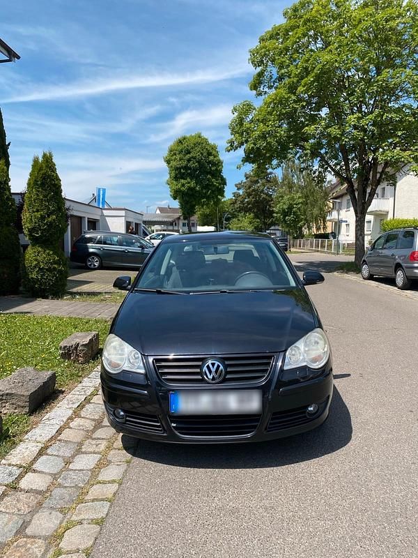 Schwarz Gebraucht 2007 VW Polo Limousine | 1.990 € (Guter Preis) - Bild 1/4