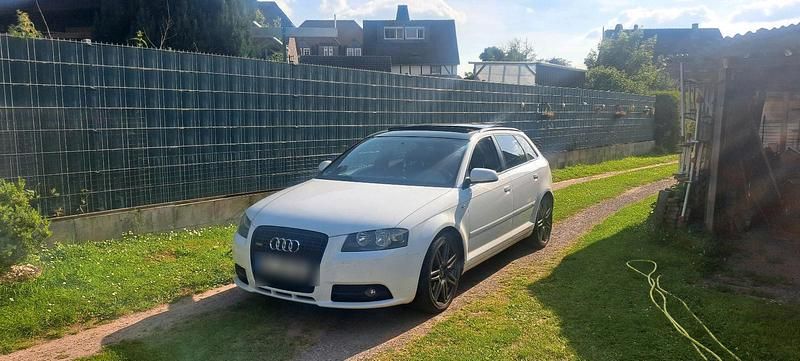 Weiß Gebraucht 2008 Audi A3 S-Line Kleinwagen | 6.499 € (Teuer) - Bild 1/4