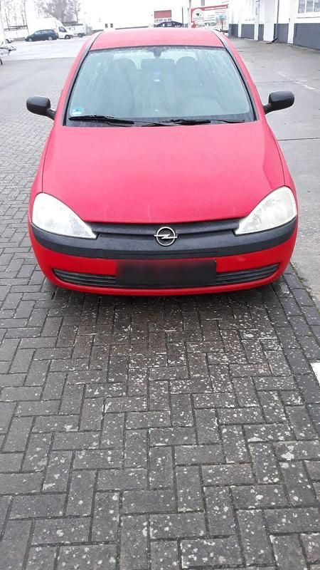 Brugt Opel Corsa 58 HK (42 kW) 2001 Rød Sedan