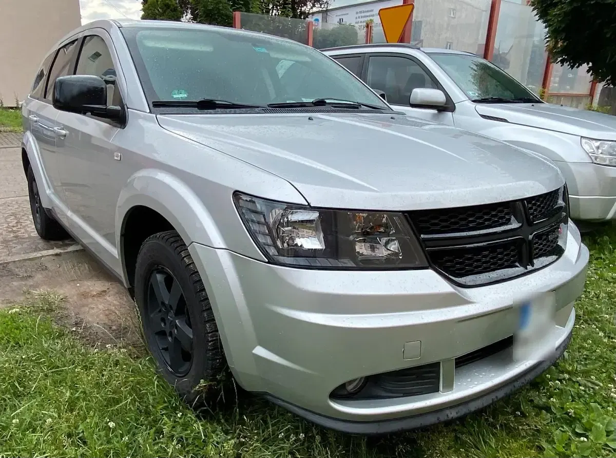 Gebraucht Dodge Journey SE 170 PS (125 kW) 2009 Silber SUV