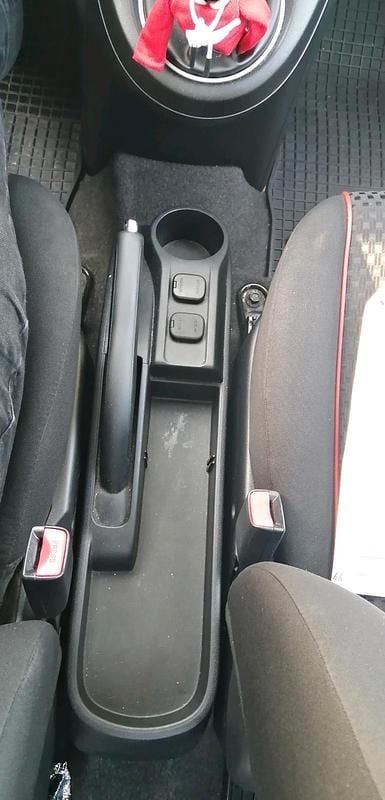 Second-hand Mazda 2 75 CP (55 kW) 2011 Albastru Hatchback