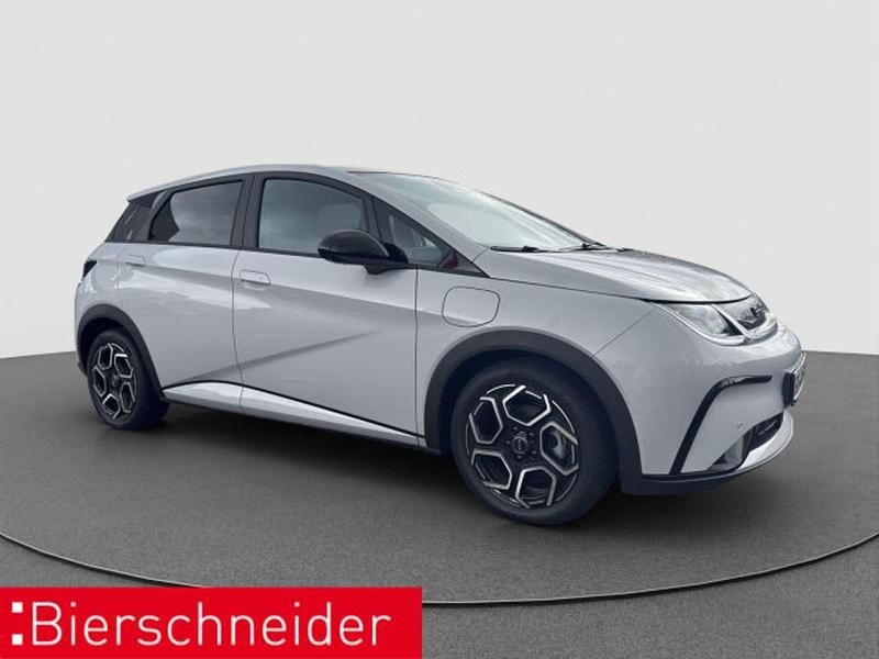 Neu BYD Dolphin Design 150 kW (204 PS) 2026 Weiss Kleinwagen