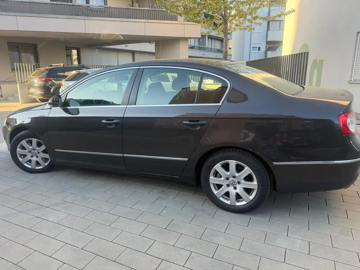 Gebraucht VW Passat 140 PS (102 kW) 2007 Schwarz Limousine