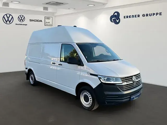 Begagnad VW Transporter 150 HK (110 kW) 2021 Vit Van