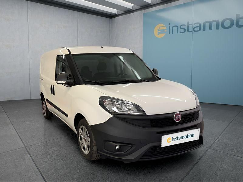 Gebraucht Fiat Doblò 90 PS (66 kW) 2022 Weiß Van / Kleinbus