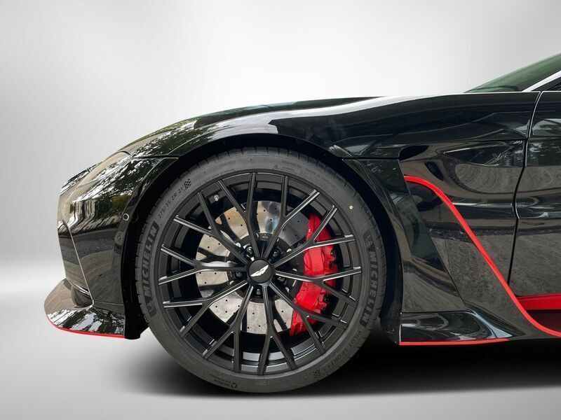 Gebraucht Aston Martin V12 Vantage 700 PS (514 kW) 2023 Schwarz Cabrio