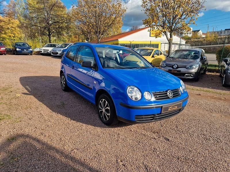 Blau Gebraucht 2003 VW Polo Basis Kleinwagen | 1.880 € (Etwas zu teuer) - Bild 1/4