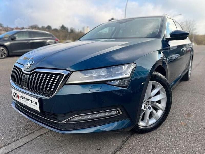Blau Gebraucht 2020 Skoda Superb Premium Edition Limousine | 20.699 € (Guter Preis) - Bild 1/4