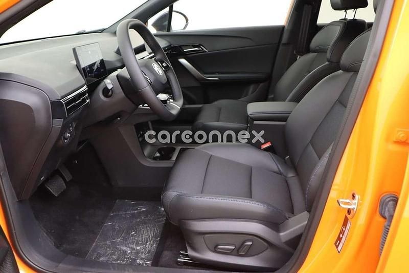 Gebraucht MG MG4 EV Luxury 150 kW (204 PS) 2024 Fizzy orange: nfz Kleinwagen