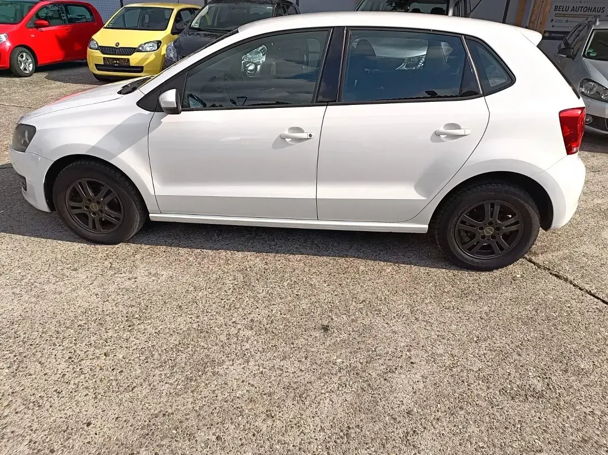 Gebraucht VW Polo Highline 90 PS (66 kW) 2013 Weiß Kleinwagen