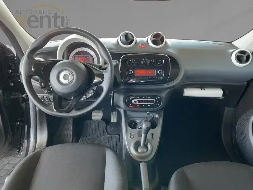 Usata Smart ForFour 71 CV (52 kW) 2018 Nero Utilitaria