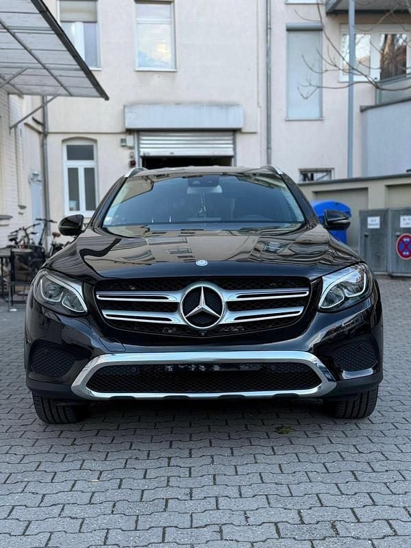 Gebraucht Mercedes GLC220 170 PS (125 kW) 2016 Schwarz SUV