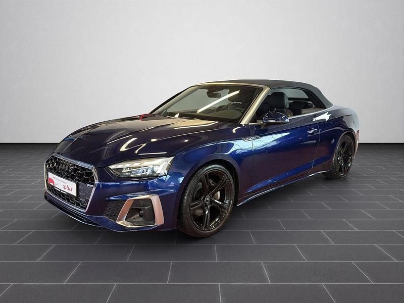 Gebraucht Audi A5 Ambiente 204 PS (150 kW) 2021 Navarrablau metallic/verdeck schwarz (metallic) Coupé