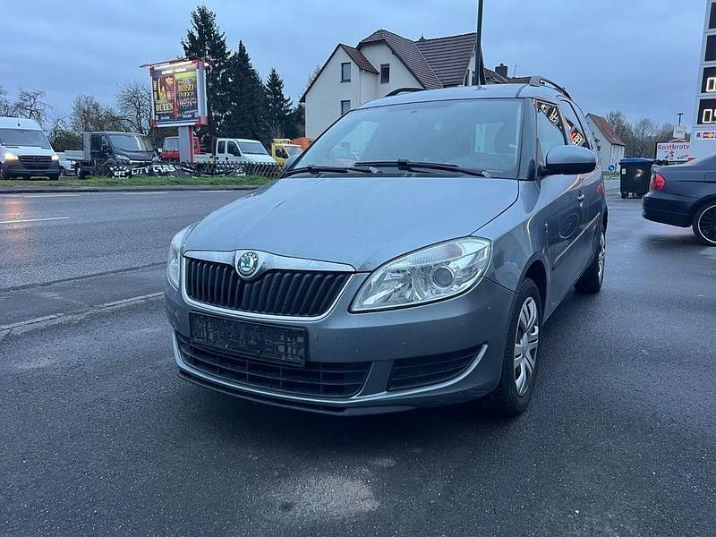 Grau Gebraucht 2011 Skoda Roomster Plus Edition Van / Kleinbus | 2.200 € (Guter Preis) - Bild 1/4