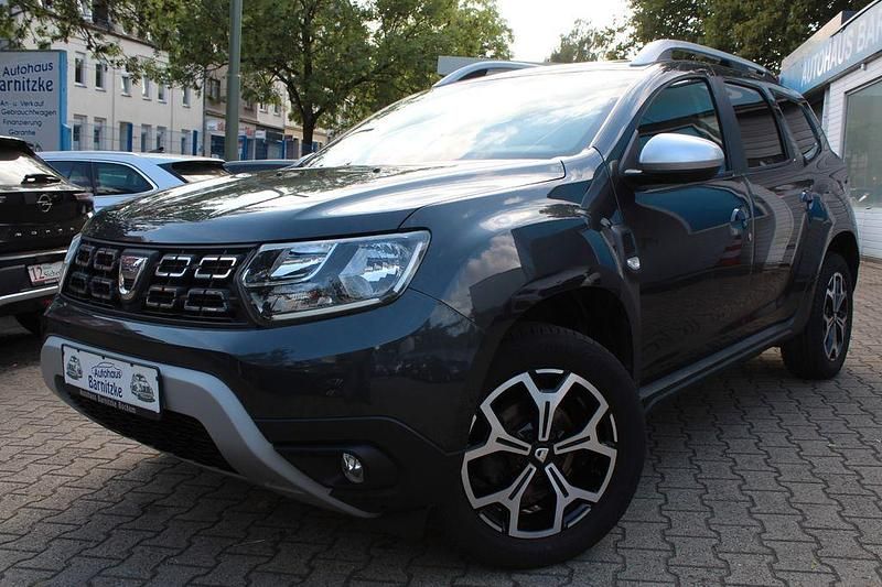 Grau Gebraucht 2019 Dacia Duster Anniversary SUV | 13.790 € (Fairer Preis) - Bild 1/4